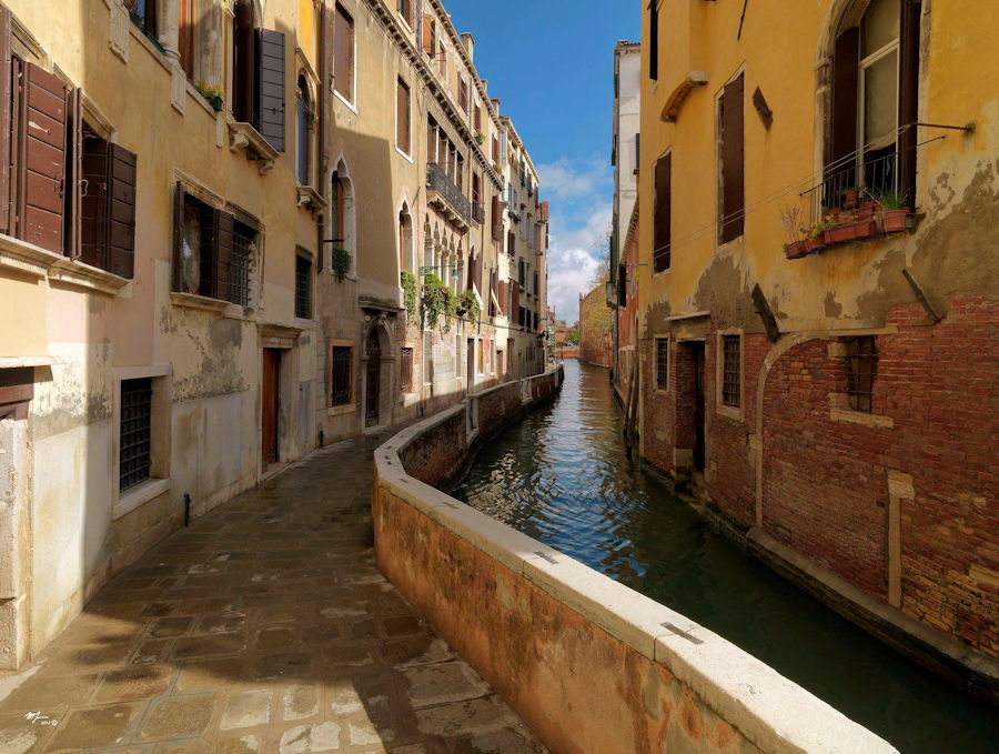 Venice Sidewalk — Martin Kaspers